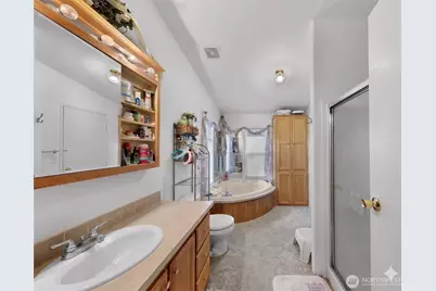 7928 Portal Way, Custer, WA 98240 - Photo 23