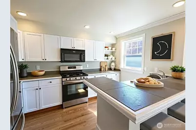 424 21st Avenue, Seattle, WA 98122 - Photo 5