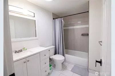 4715 176th Street SW #E12, Lynnwood, WA 98037 - Photo 15