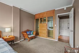 1910 Evergreen Park Dr SW, Olympia, WA 98502 - Photo 11