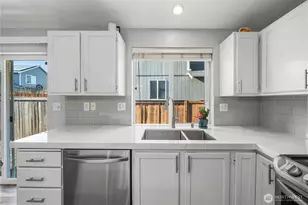 11003 184th Ave E, Bonney Lake, WA 98391 - Photo 17
