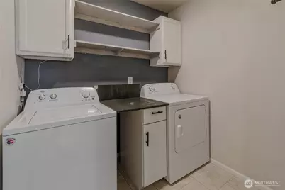 10582 191st Street E, Puyallup, WA 98374 - Photo 29