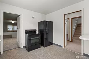 205 W Saar St, Kent, WA 98032 - Photo 15