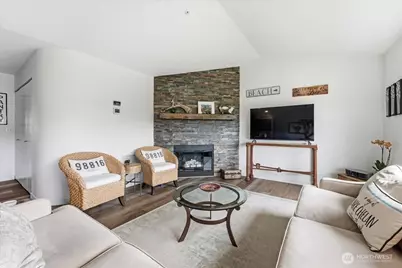 808 W Manson Road #B303, Chelan, WA 98816 - Photo 3