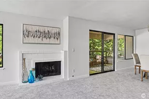10101 SE 3rd St, Bellevue, WA 98004 - Photo 7