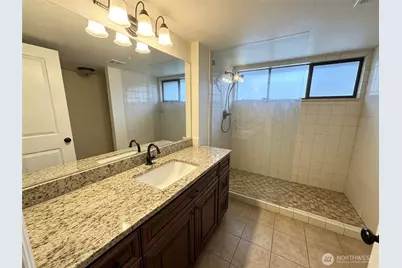 1836 NE 16th Street, Renton, WA 98056 - Photo 11