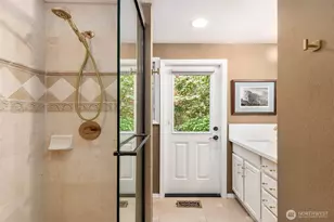 51 Glacier Key, Bellevue, WA 98006 - Photo 23
