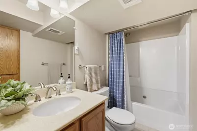 14112 W Lake Kathleen Drive SE, Renton, WA 98059 - Photo 25