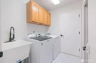 10720 Eustis Hunt Rd E, Graham, WA 98338 - Photo 7