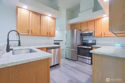 10720 Eustis Hunt Road E, Graham, WA 98338 - Photo 11
