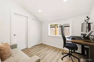 9416 5th Ave NE, Seattle, WA 98115 - Photo 19