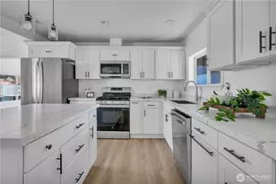 2516 S 70th St, Tacoma, WA 98409 - Photo 9