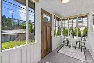 4010 NE 95th St, Seattle, WA 98115 - Photo 3