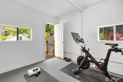 3700 NE 74th Place, Seattle, WA 98115 - Photo 35