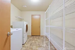 10007 Dragt St SE, Yelm, WA 98597 - Photo 13