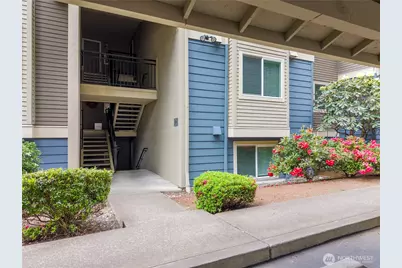 19410 Bothell Way NE #D102, Bothell, WA 98011 - Photo 31