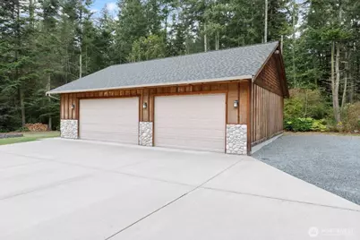 2057 Ocean Spray Lane, Oak Harbor, WA 98277 - Photo 9