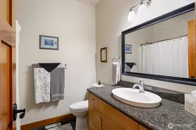 2057 Ocean Spray Lane, Oak Harbor, WA 98277 - Photo 33