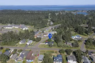 372 Canal Dr SE, Ocean Shores, WA 98569 - Photo 37