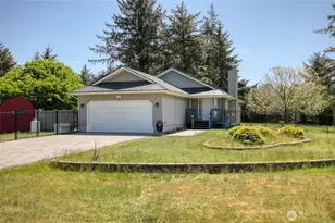 372 Canal Dr SE, Ocean Shores, WA 98569 - Photo 11