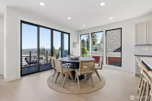 909 32nd Ave S, Seattle, WA 98144 - Photo 17
