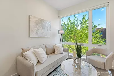 2310 W Newton Street, Seattle, WA 98199 - Photo 11