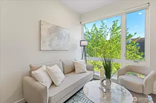 2310 W Newton St, Seattle, WA 98199 - Photo 11