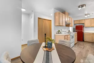 705 N State St, Bellingham, WA 98225 - Photo 13