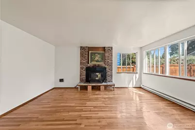 13721 37th Avenue NE, Seattle, WA 98125 - Photo 5