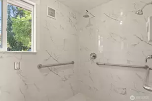 13721 37th Ave NE, Seattle, WA 98125 - Photo 15