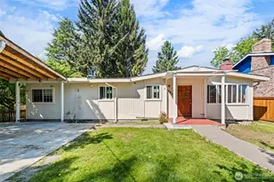13721 37th Ave NE, Seattle, WA 98125 - Photo 3