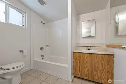 13721 37th Avenue NE, Seattle, WA 98125 - Photo 19