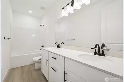 13911 180th Street E #37, Puyallup, WA 98374 - Photo 11