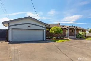 2112 Browns Point Blvd, Tacoma, WA 98422 - Photo 1