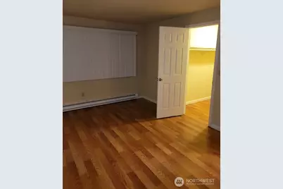16 147th Avenue SE, Bellevue, WA 98007 - Photo 11
