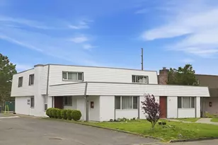 16 147th Ave SE, Bellevue, WA 98007 - Photo 1