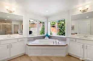 10922 NE 194th Dr, Bothell, WA 98011 - Photo 19