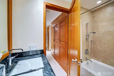 153 Madison Avenue N, Bainbridge Island, WA 98110 - Photo 21