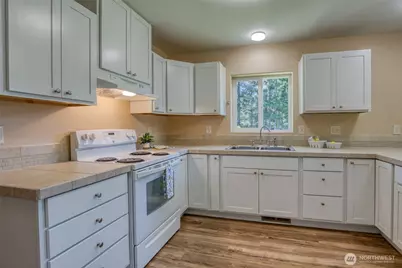 44 Hale Avenue, Hoquiam, WA 98550 - Photo 9