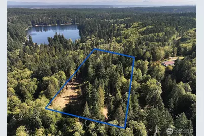 4935 Helppie Lane, Freeland, WA 98249 - Photo 1