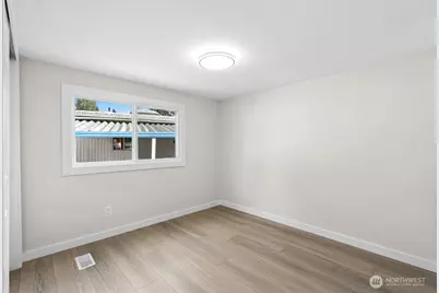12200 Stone Avenue N #38, Seattle, WA 98133 - Photo 11