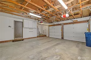 12307 SE 74th St, Newcastle, WA 98056 - Photo 23