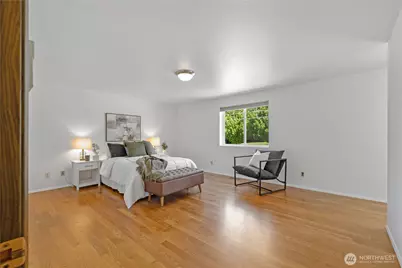 12307 SE 74th Street, Newcastle, WA 98056 - Photo 15