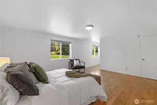 12307 SE 74th St, Newcastle, WA 98056 - Photo 17