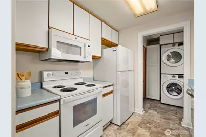 2402 N Stevens Street, Tacoma, WA 98406 - Photo 11