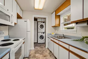 2402 N Stevens St, Tacoma, WA 98406 - Photo 9