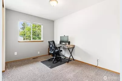 7502 46th Place NE, Marysville, WA 98270 - Photo 11