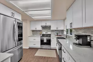 12818 NE 135th St, Kirkland, WA 98034 - Photo 11