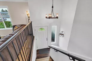 12818 NE 135th St, Kirkland, WA 98034 - Photo 3