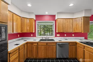 6430 NE Agate Beach Rd, Bainbridge Island, WA 98110 - Photo 11